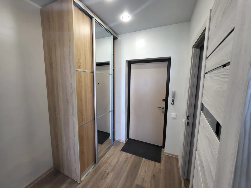 Атлантида на 13 этаже, с видом на реку и тайгу