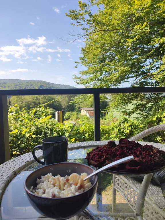 Коттедж Загородный Домик в Окружении гор на 360 — Пластунка