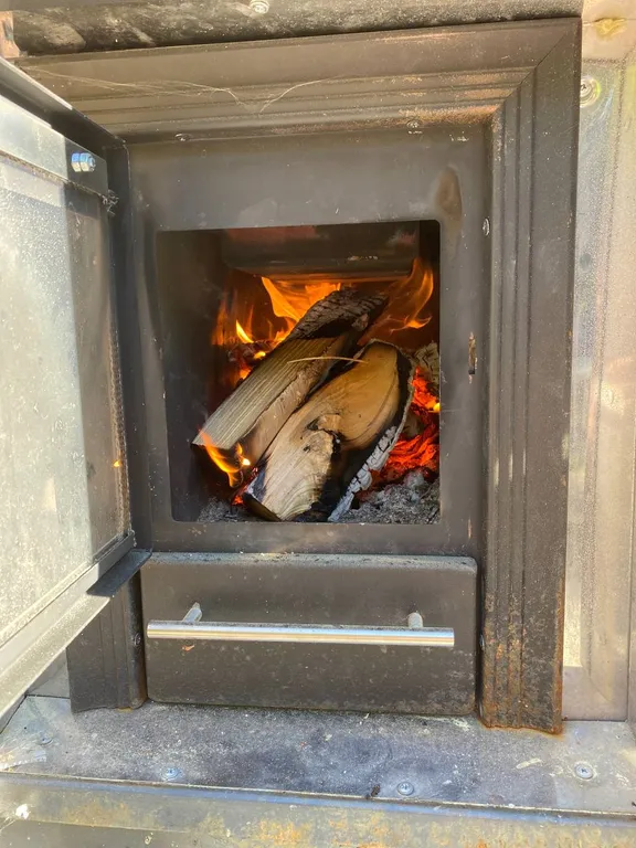 Гостевой дом рыбака с русской баней и банным чаном на терр-и минибазы