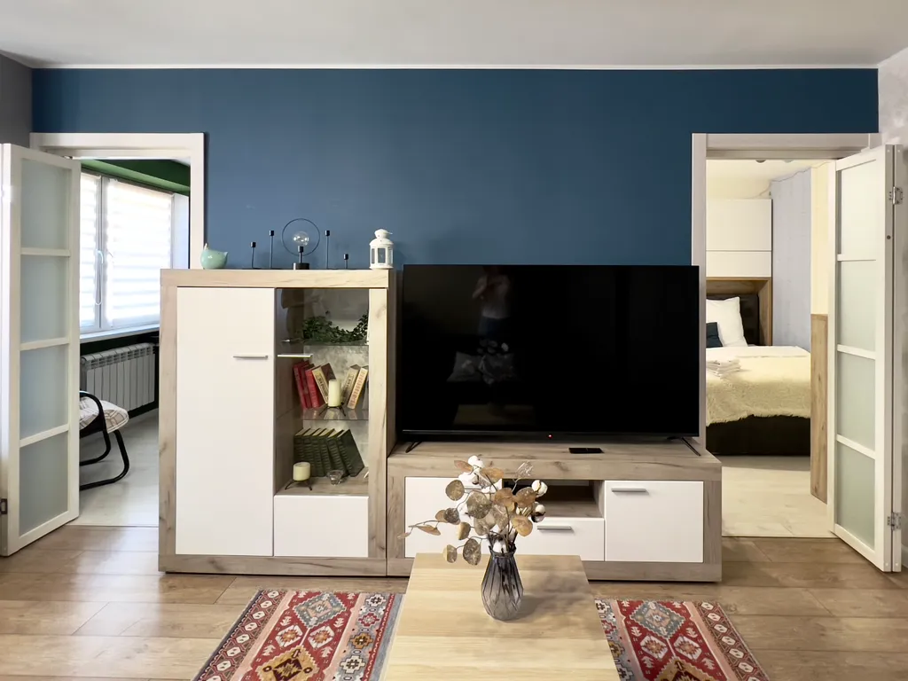 Стильная уютная евро-двушка недалеко от центра травматологии