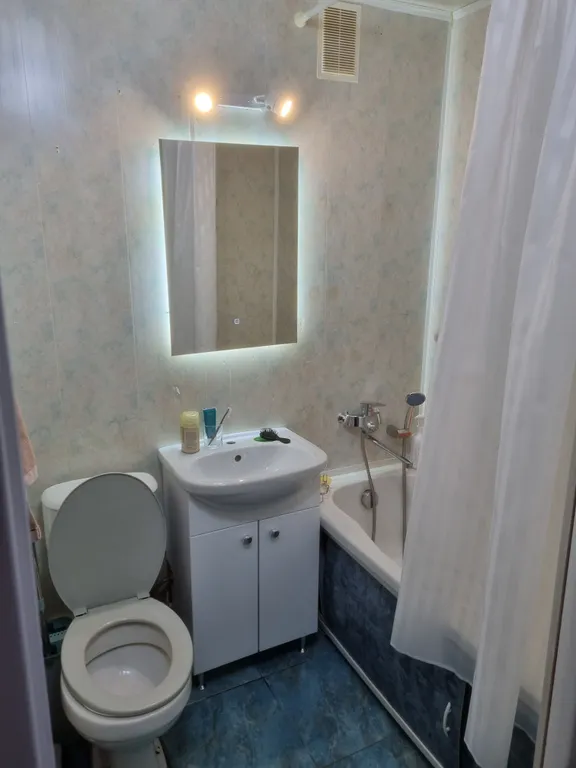 Двухкомнатная квартира Istoma с видом на набережную