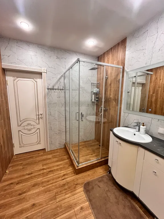 Уютный светлый дом с баней