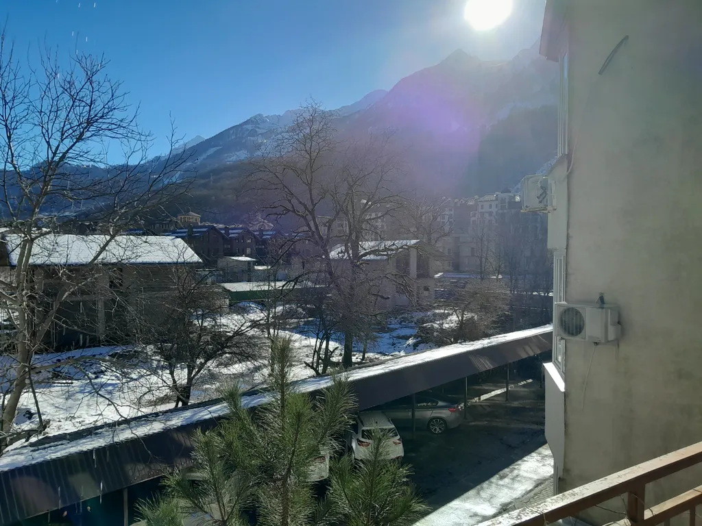 Просторная студия с видом на курорт Красная поляна - подъемник