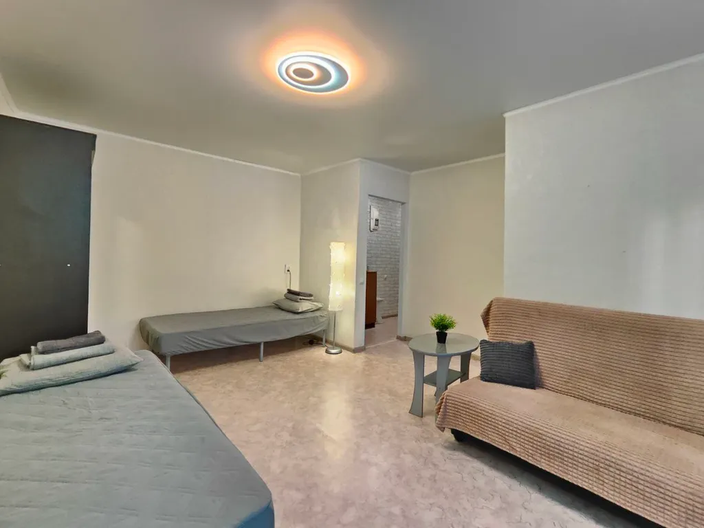 Комфортная двухкомнатная квартира — аренда посуточно в Миасс