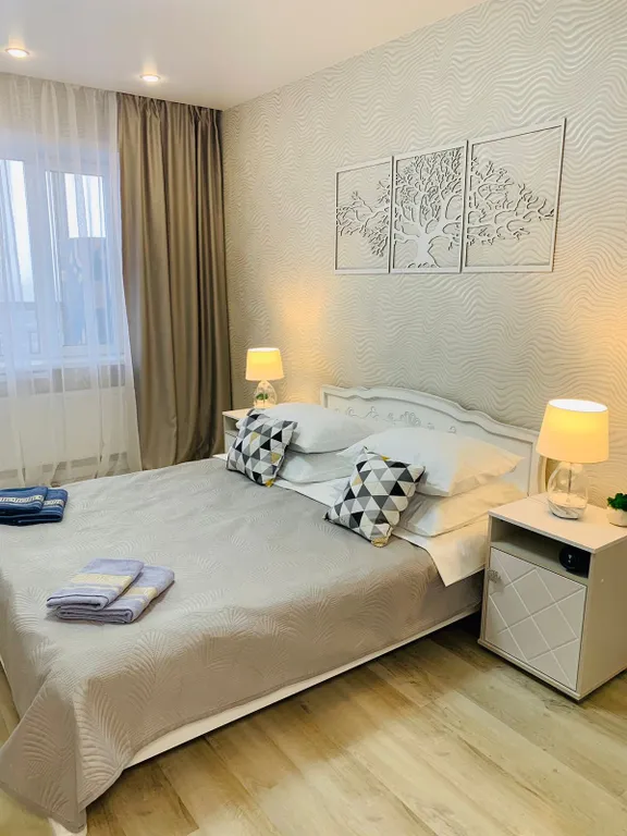 Квартира Уютная студия с кондиционером в доме рядом с аэропортом Толмачево — Обь