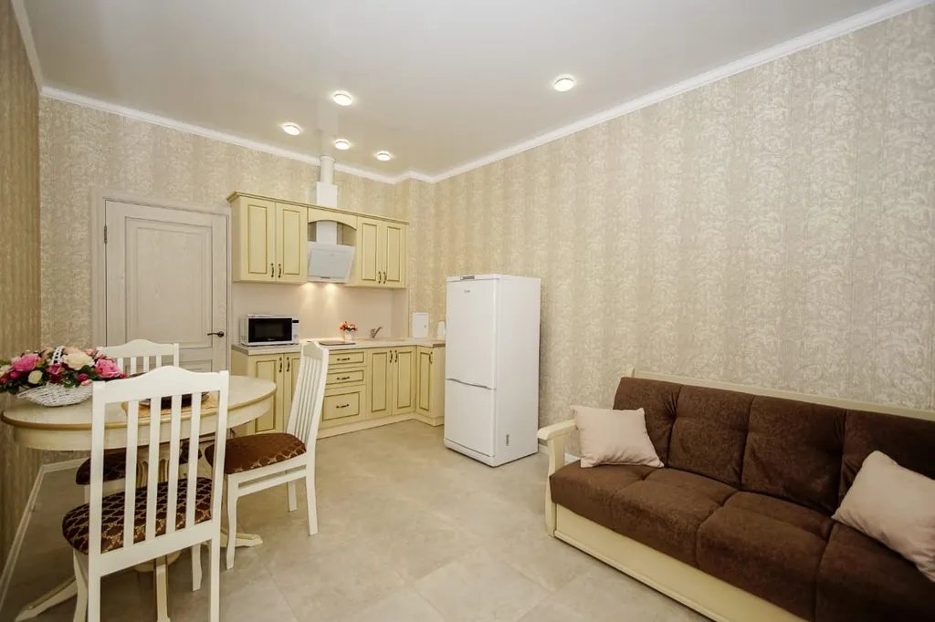 Рядом с детской краевой больницей