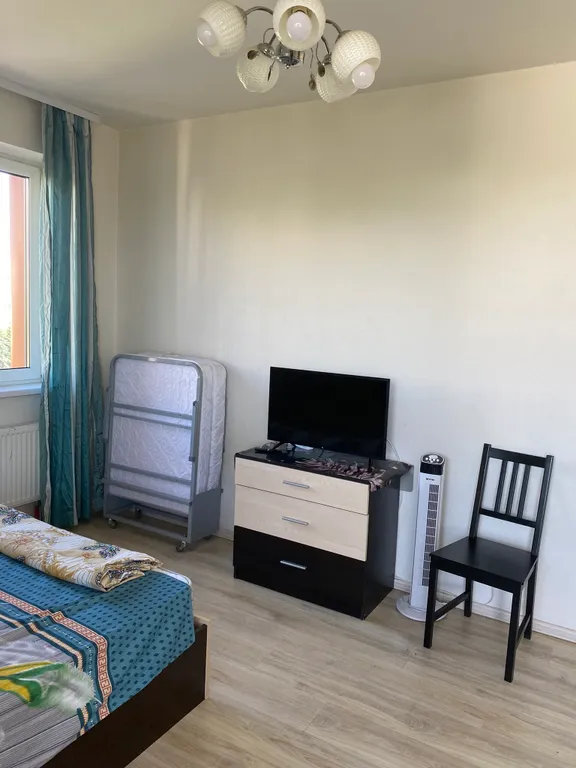 Уютная просторная двушка в новостройке с витражным большим балконом