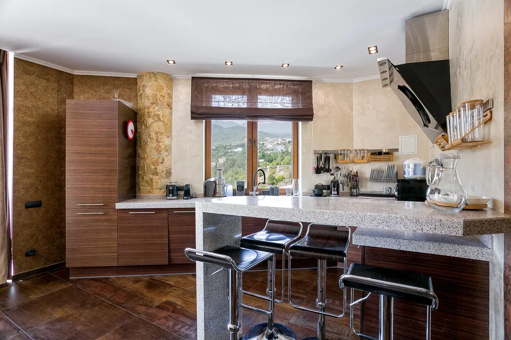 Апартаменты Premium с видом на море, горы возле Артека