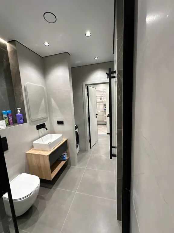 Лучшая квартира с парковочным местом в этом же доме