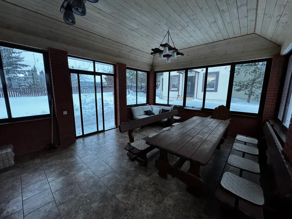 Уютный двухэтажный дом около реки Сок с пляжами