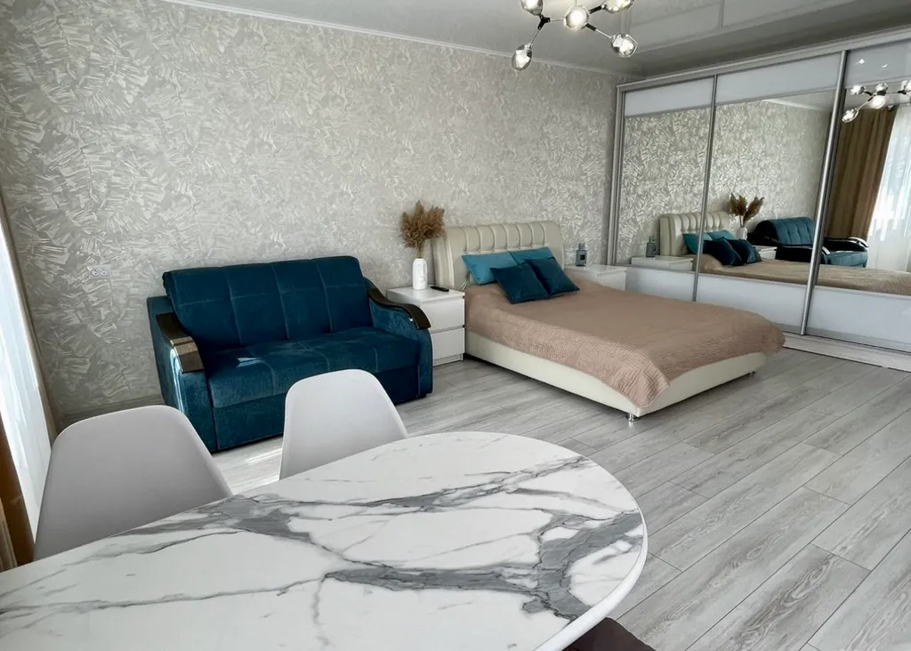 Уютная квартира в центре города — аренда посуточно в Рубцовск