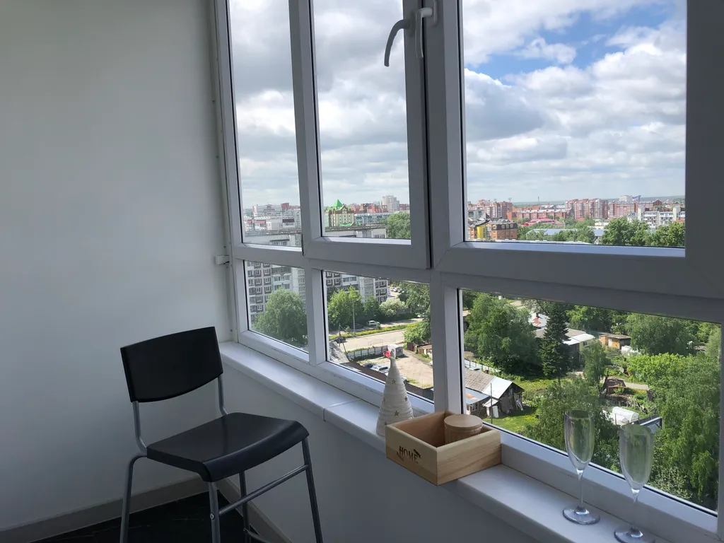 Новая квартира возле ТЦ Изумрудный город