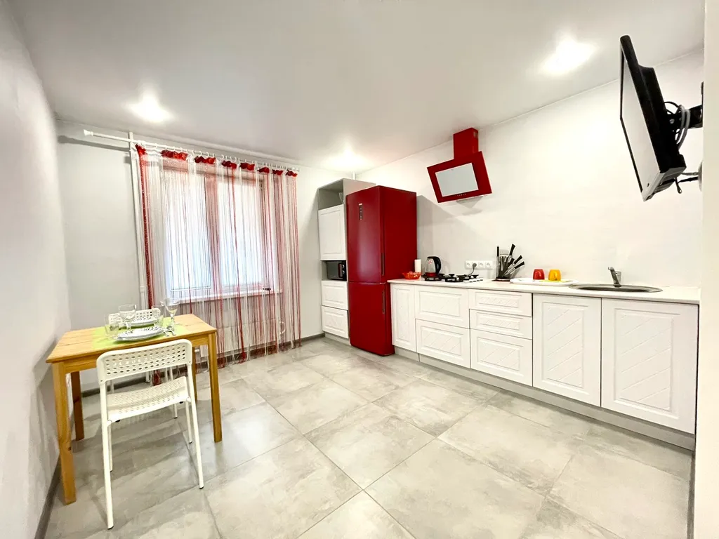 Кварира рядом с аэропортом и ледовым дворцом