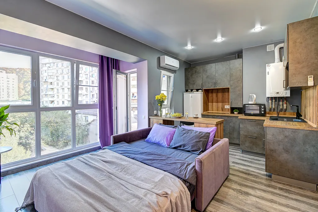 Дизайнерская студия в мкр Кудепста с парковкой