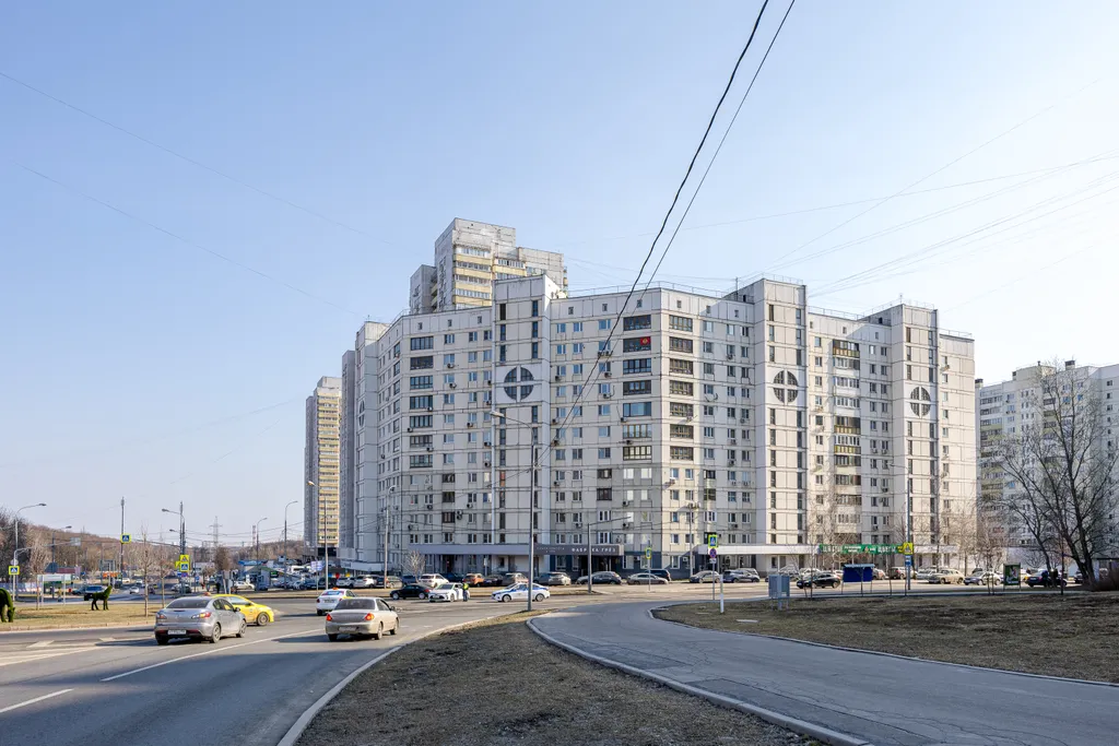 Квартира Двухкомнатная квартира у метро Беляево с евроремонтом — Москва