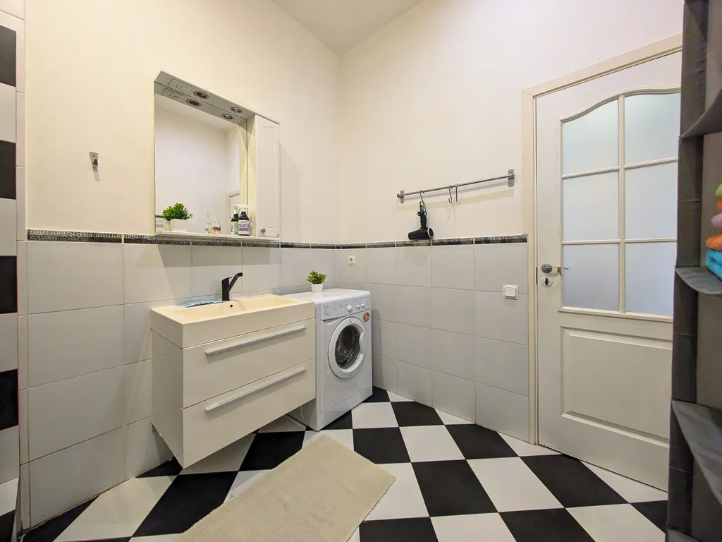 Квартира Просторная квартира для компаний до 7 человек — Санкт-Петербург