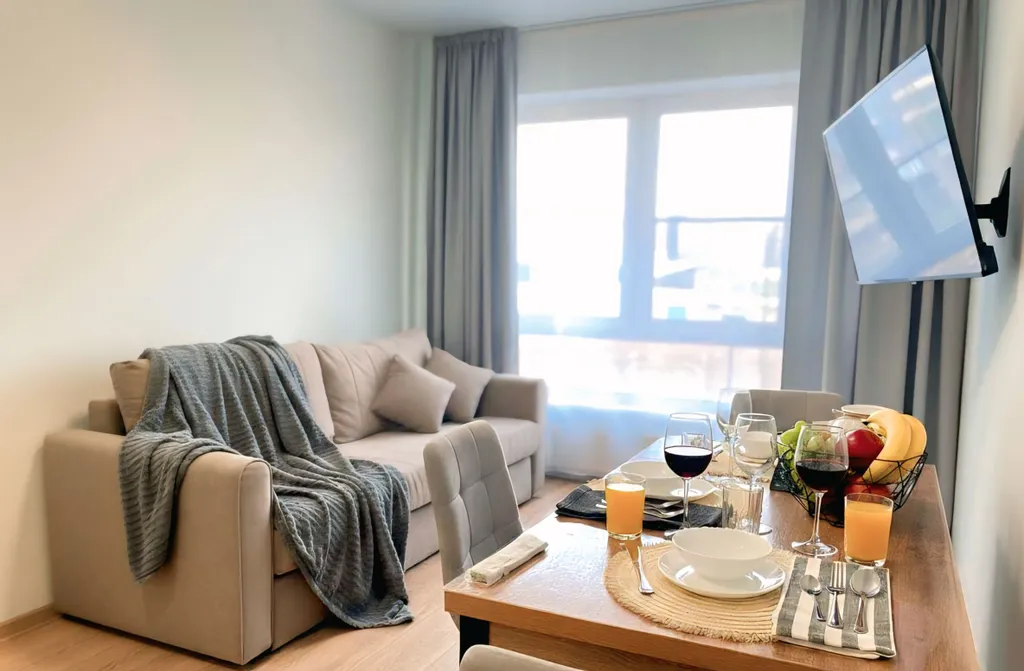 Уютная евро 2ка в 1 минуте от м. Потапова