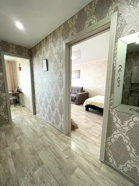 Уютная квартира в центре города с красивым видом города из окна