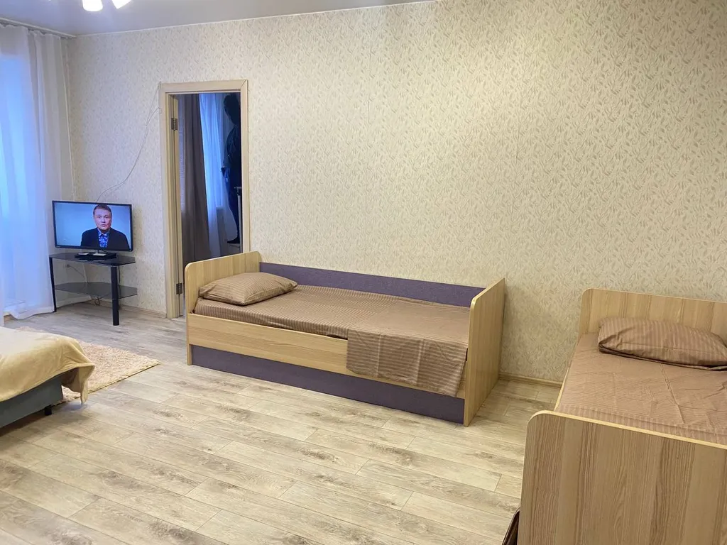 2-комнатная квартира с балконом на Волгоградской — аренда посуточно в Кемерово