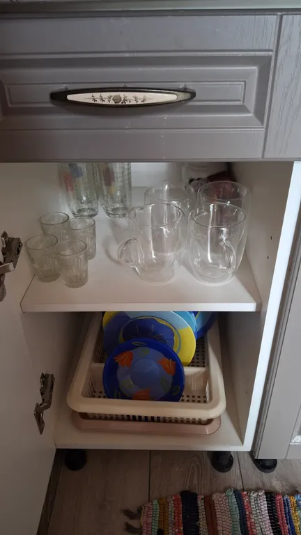 Дом-шалаш на территории частного домовладения