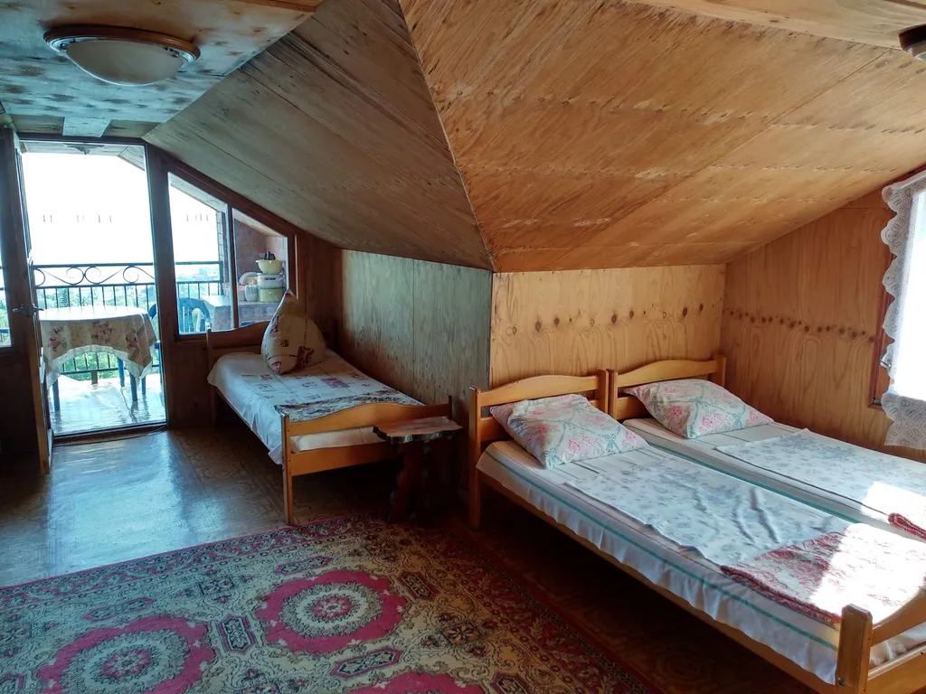 4х местный номер с балконом и кондиционером, вид на море