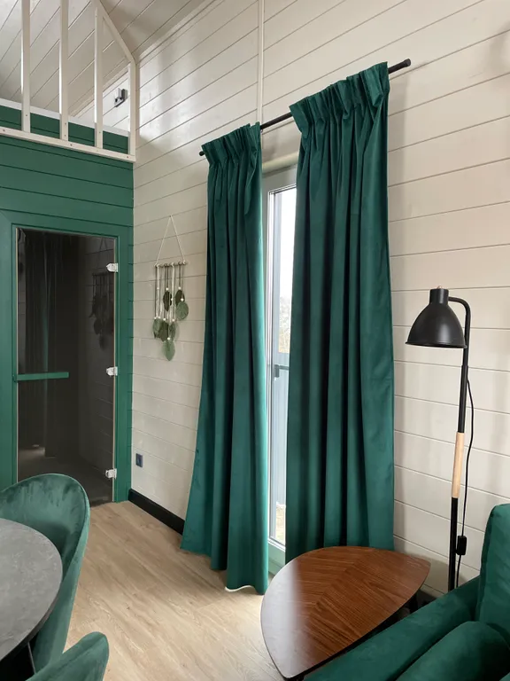 Новый современный дом с сауной в стиле барн хаус