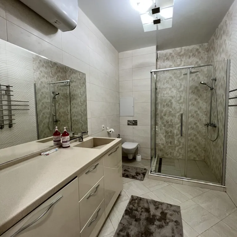 Отличная 1-комнатная квартира