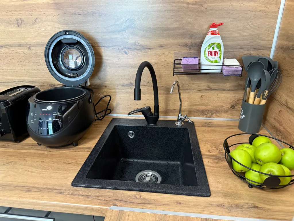 Дизайнерская студия «Лавандовая Гармония» с бассейном и террасой