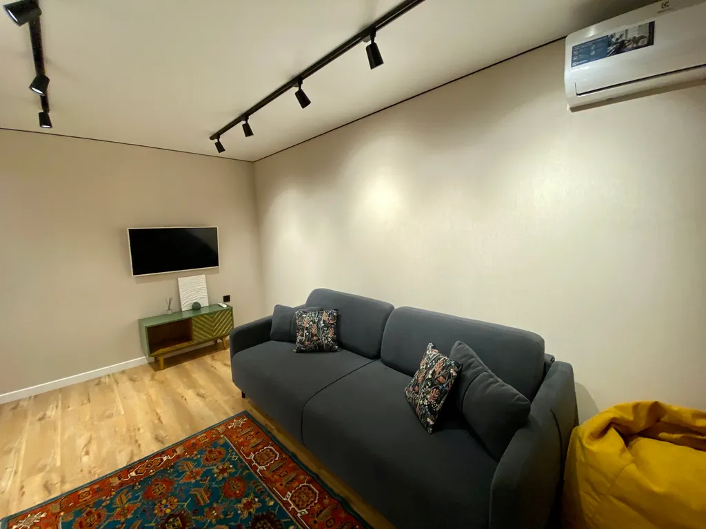 Квартира на набережной центра города