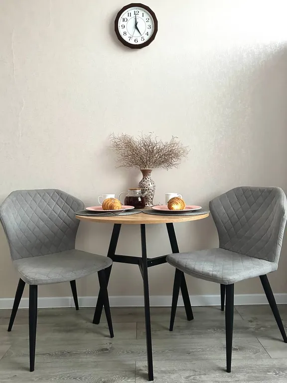 Светлая уютная квартира на популярной набережной реки Ангары