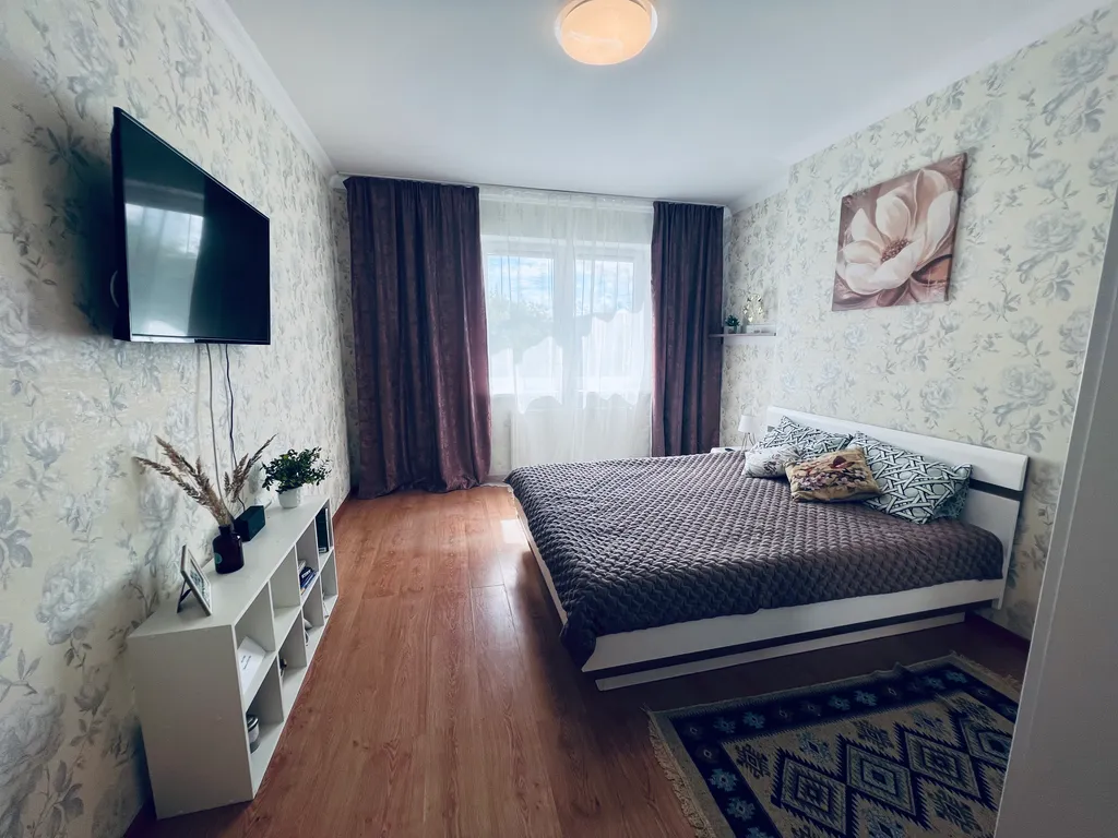 Квартира Квартира с двумя отдельными комнатами, исторический район, просторно — Калининград