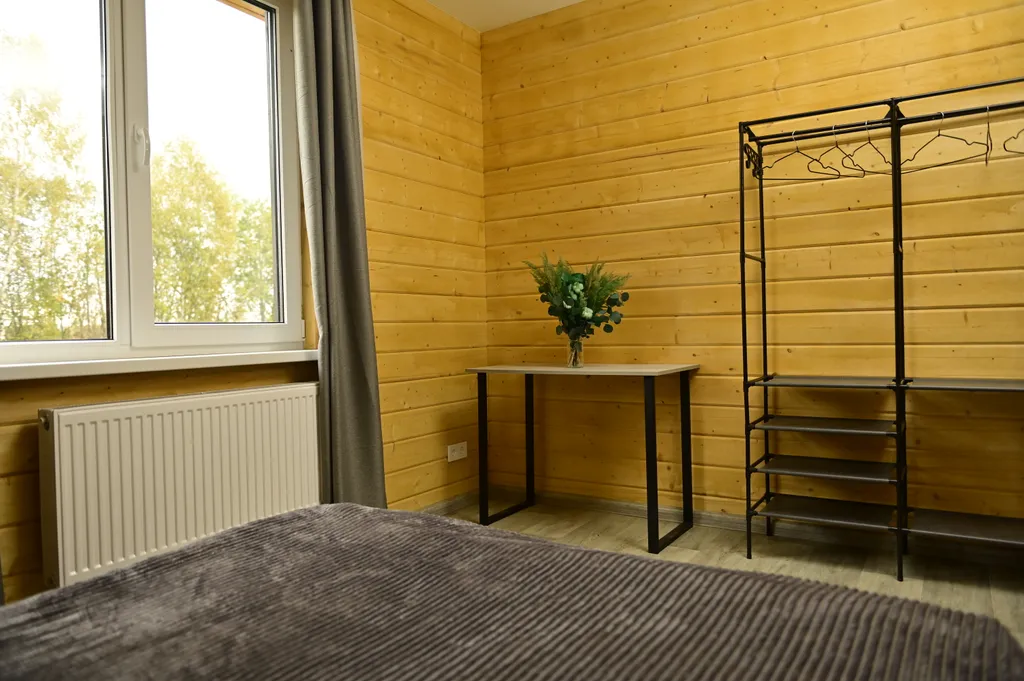 Дом с баней на дровах, банным чаном и большой гостиной