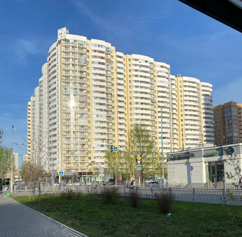 Квартира Квартира Видовая евродвушка у Metro  Chkalovskaya бесконтактное — Екатеринбург
