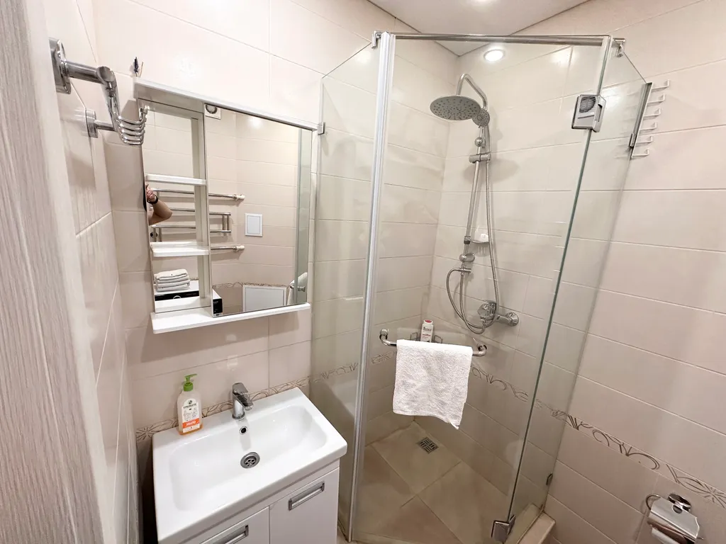 Уютная, чистая квартира с хорошим ремонтом и хорошей локацией в городе