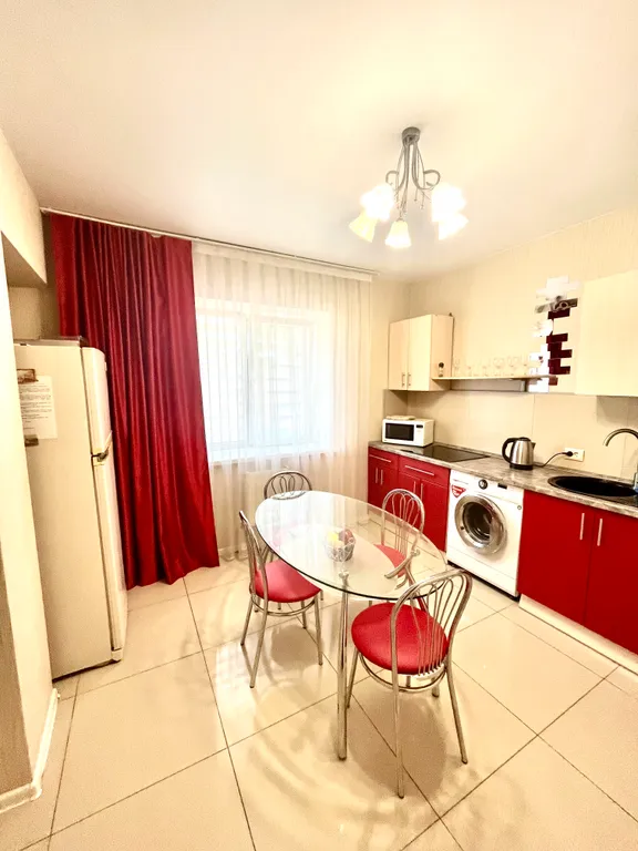 Трехкомнатная квартира в центре