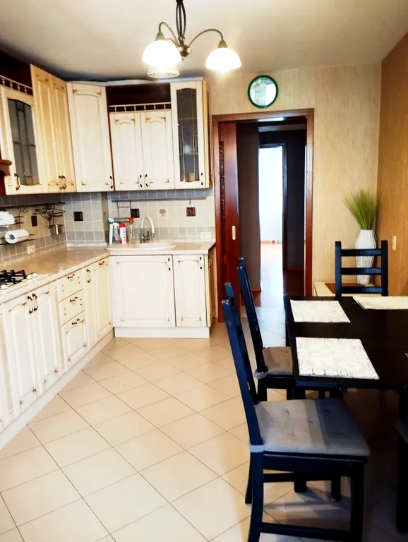 Великолепная семейная квартира в центре рядом с центральным парком