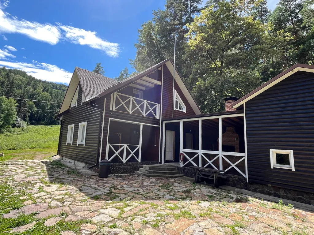 Коттедж Домик в лесу — аренда посуточно в Белокуриха