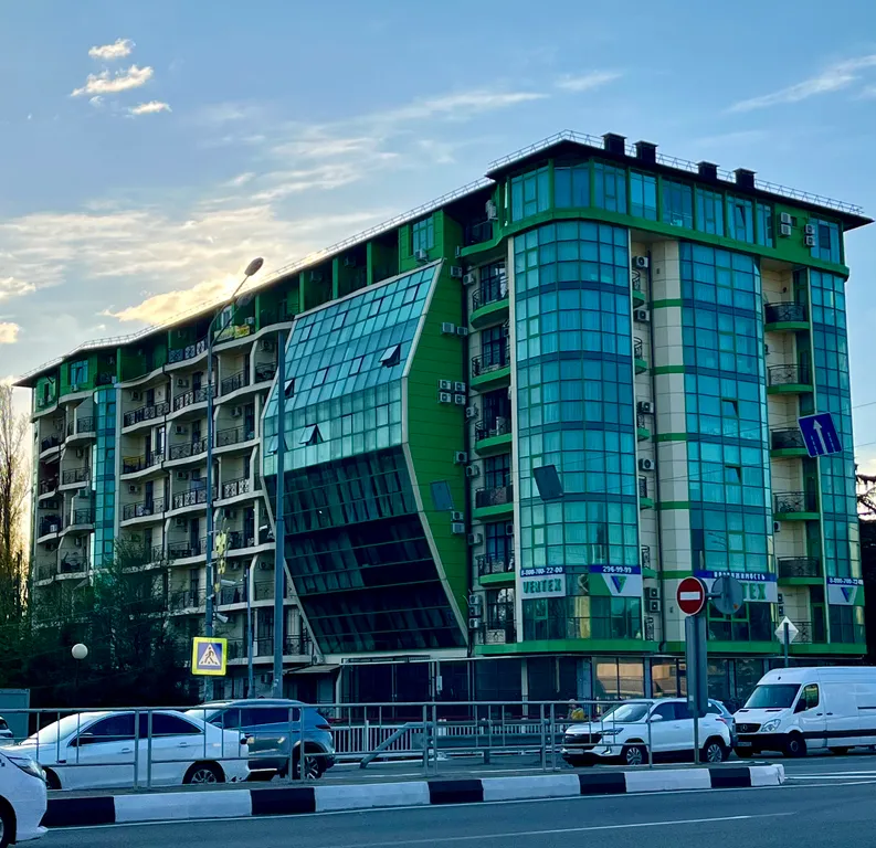 Квартира Квартира-студия в центре Адлера на первой береговой линией — Сочи