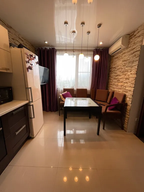 Квартира на первой береговой линии с видом на море и горы