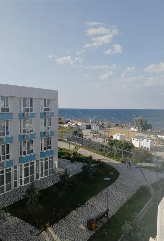 Студия на первой линии с видом на море