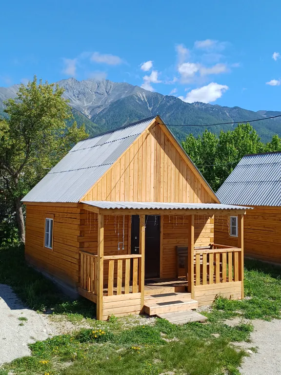 Коттедж Благоустроенный домик — аренда посуточно в Аршан