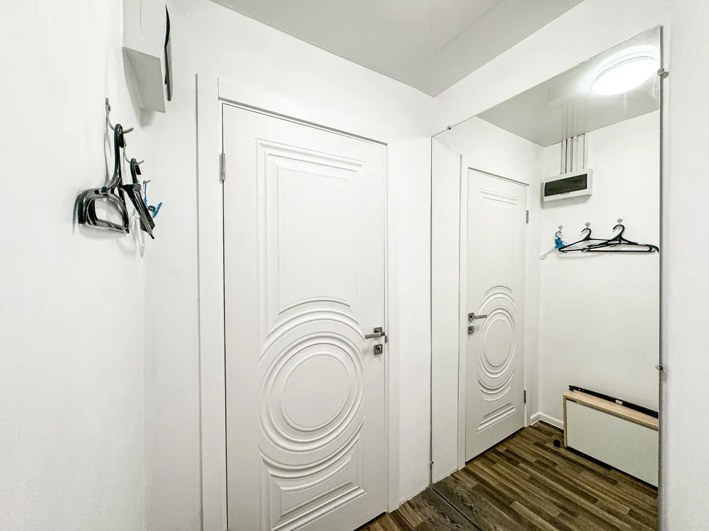 Студия эконом через дорогу от Ушаковки и квадрата, с водой всегда