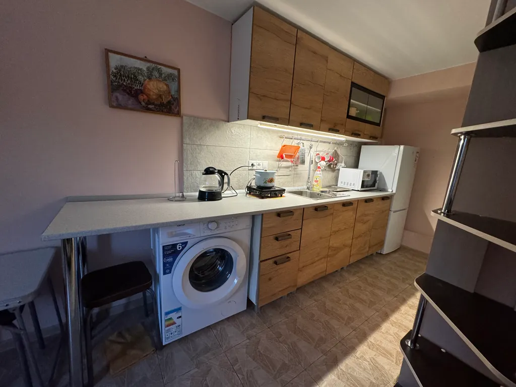 Уютная студия с отдельным входом, с пляжем в шаговой доступности