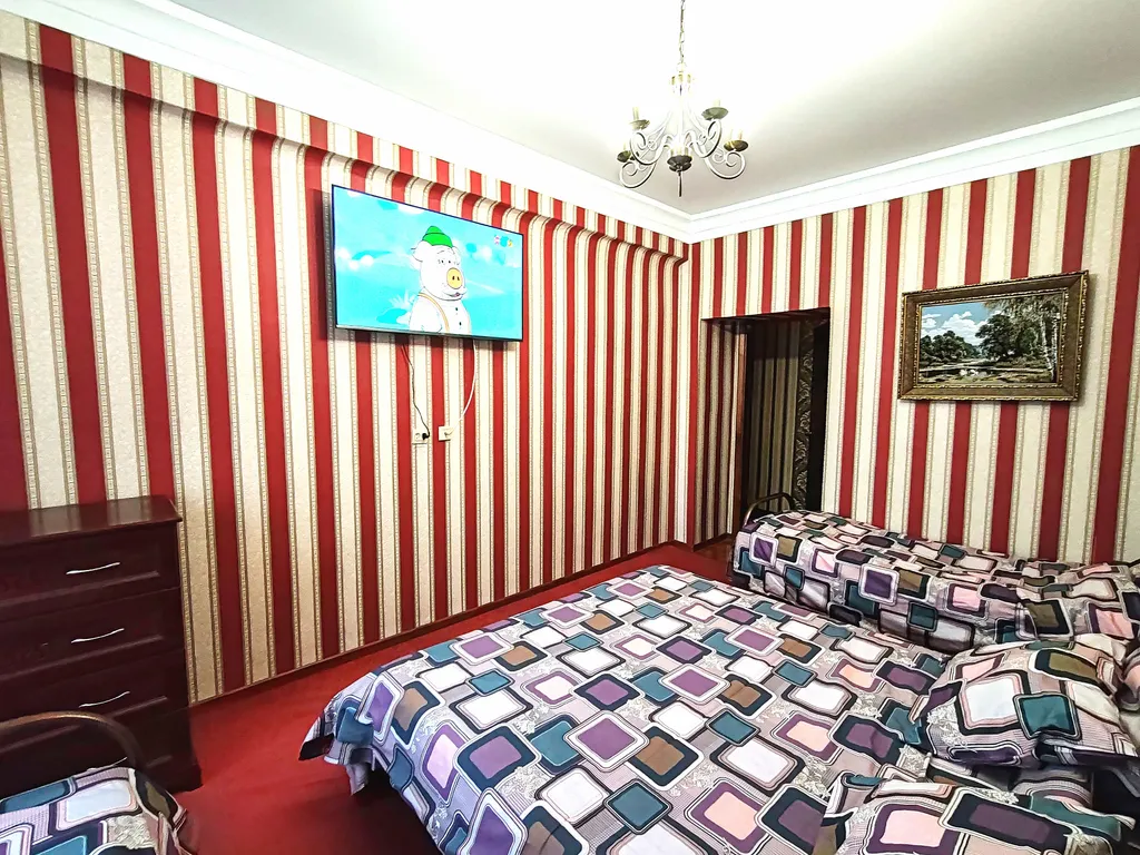 Просторная двухкомнатная сталинка в районе Вечного огня