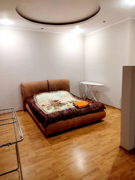 Квартира Уютная двухкомнатная квартира — Луганск