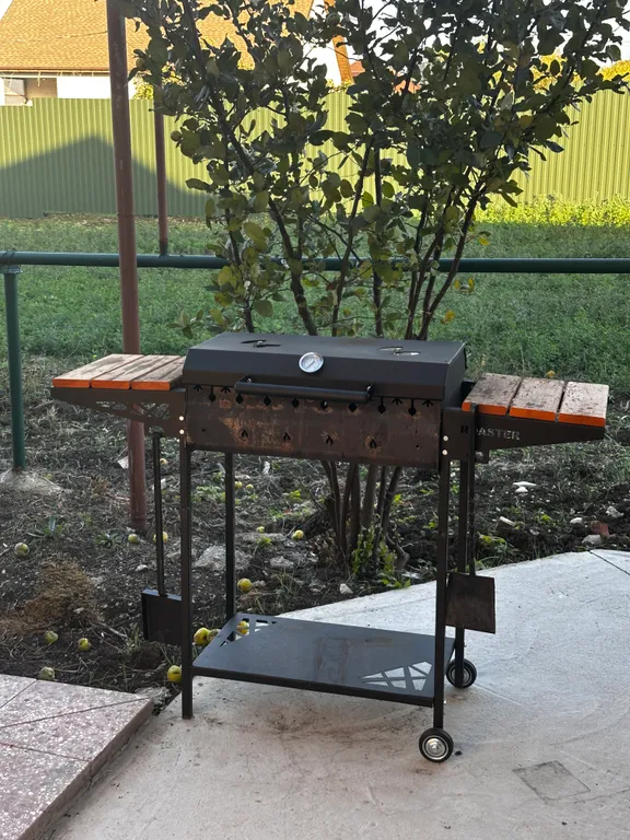 Villa Rai, уют и отдых в окружении дубового леса с теплым бассейном