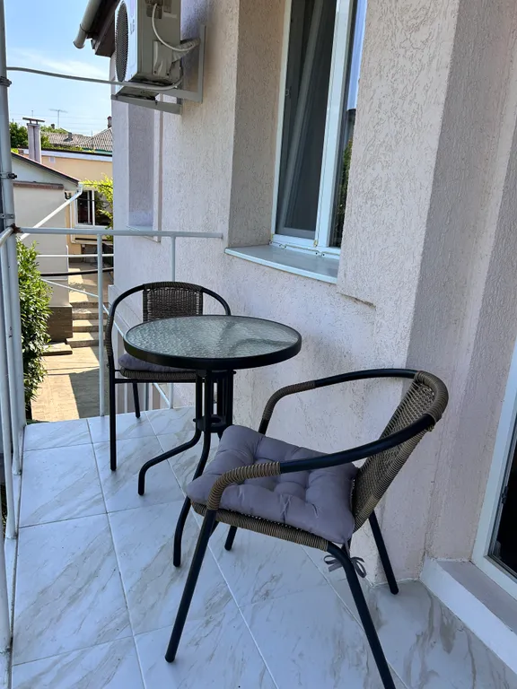 Коттедж Комфортабельный 2-х эт. дом для 4-х чел. в центре Гагаринского р-на — Севастополь