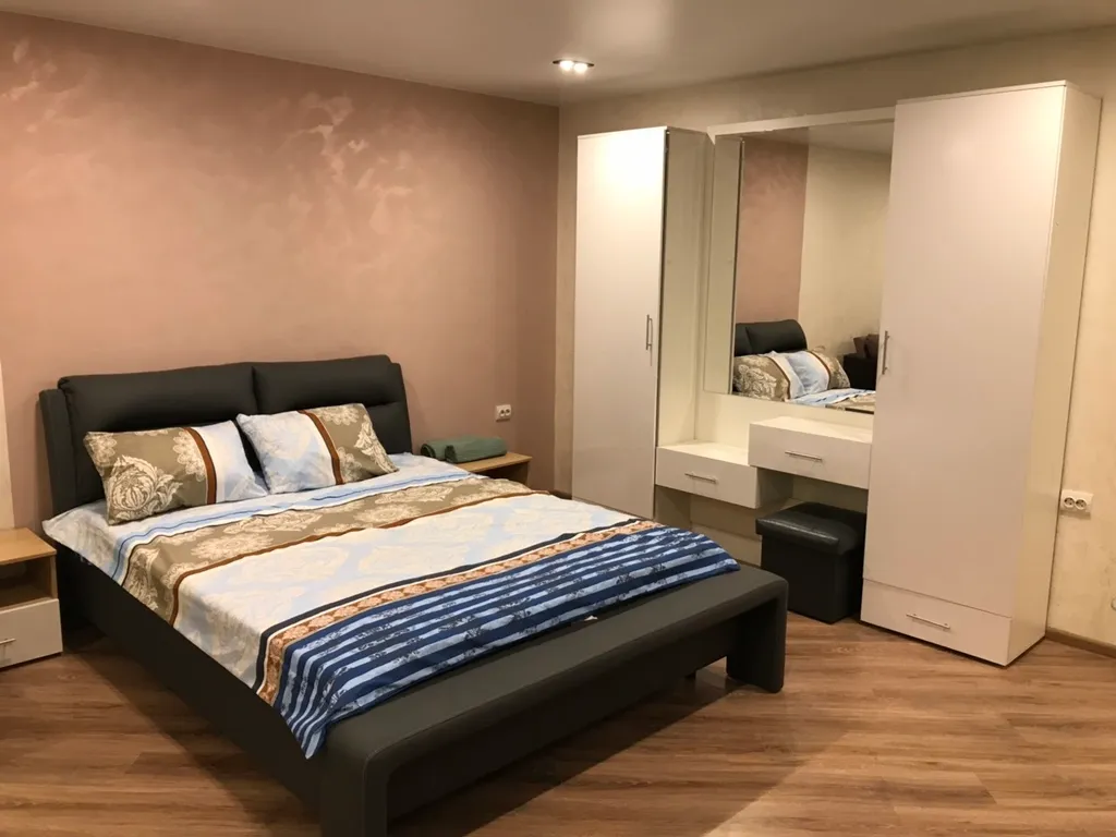 Квартира Уютная ухоженная студия — аренда посуточно в Калуга