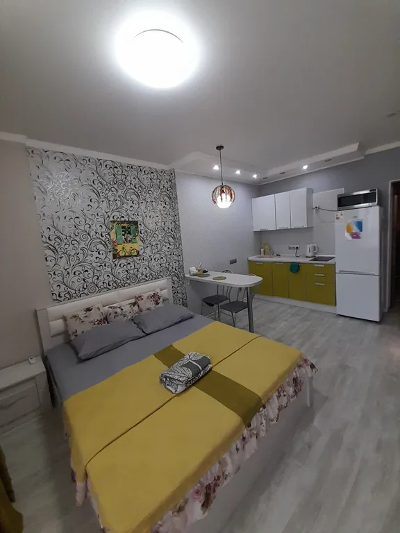 Квартира Студия в новом доме в центре — аренда посуточно в Батайск