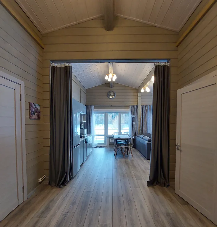 Коттедж Васнецово-озеро, коттедж на берегу озера в окружении леса — Ваньково